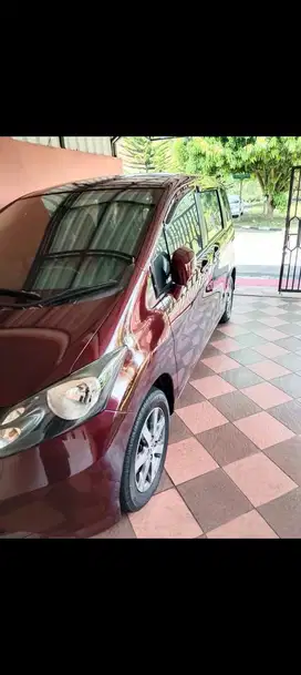 Honda Freed 2011 Bensin