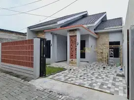 Rumah Besar Siap Huni Dekat Stadion Maguwoharjo Sleman