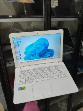 Asus A442U, i5 gen 8, Nvidia 2GB, cocok utk gaming, desain dan render