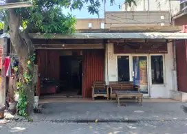 RUMAH PINGGIR JALAN BOULEVARD BEKASI TIMUR REGENCY