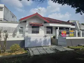 Dijual Cepat Rumah di komplek Baranang Siang Indah Bogor