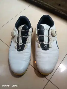 Sepatu puma masih layak pakai