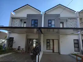 Jual rumah 2lt inside pool dekat DPRD Padalarang