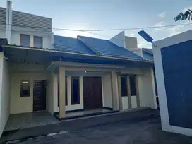 Di Sewakan Rumah Condet Pertahun