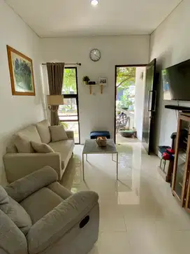 DIJUAL RUMAH 2 PT CLUSTER JL PARIGI DEKAT BINTARO SEKTOR 9 TANGSEL