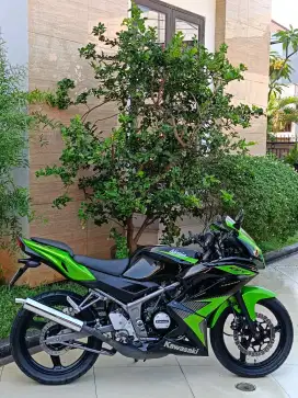 Kawasaki ninja rr 150 2014 km 11 rb Gress like new