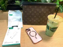 FOR SALE | iPhone 15 256GB PINK CANTIK — Kondisi Like New