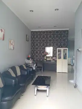Dijual Rumah Minimalis Siap Huni Pakuwon City  Selangkah ke East Coast