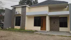 RUMAH MEWAH 3 KAMAR BEBAS BIAYA DEKET GERBANG TOL CIMANGGIS