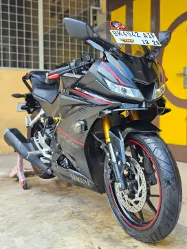 Yamaha R15 / YZF R 15 V3 2018, Black Premium Metalic.