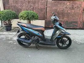 Honda Vario 110cc tahun 2011 mesin halus pajak hidup siap pakai