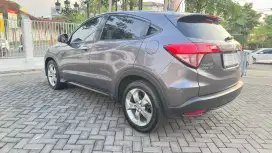 For Sale !! HR-V E AT 2017