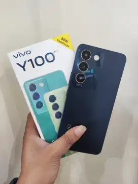Vivo y100 4g ram 8/128 second