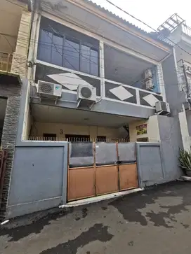 Dijual cepat rumah kost kebon jeruk jakarta barat