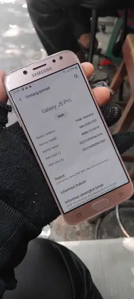 Samsung Galaxy j5 pro 3/32 hp ajah