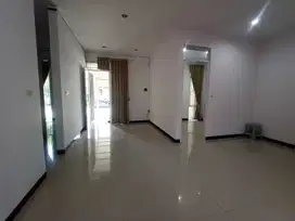 Disewakan Rumah Siap Huni di Taman Kopo Indah TKI 5