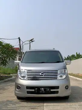 Nissan Elgrand 2.5 2007