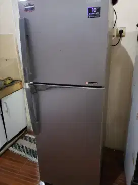 Lemari Es samsung 2 pintu
