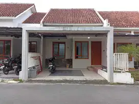 Rumah disewakan di Perumahan Dealova Pabelan Kartasura Solo