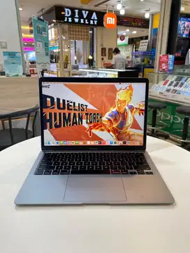 MacBook Air 2020 i3 8/128GB