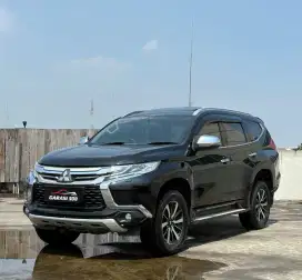 Mitsubishi Pajero Sport 2.4L Dakar 4x2 Tahun 2017 CBU Warna Hitam
