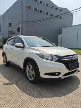 TDP 20 juta aja HRV E CVT 2017 murah