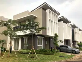 Rumah Semi Furnished Hook di Symphonia, Gading Serpong