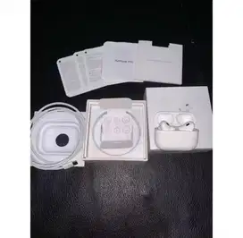 Airpods Pro 2 USB-C kondisi 97%