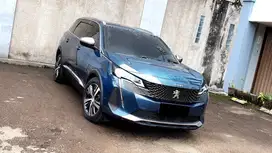 [ LOW KM ] Peugeot 5008 Allure Plus AT Biru 2022/2023