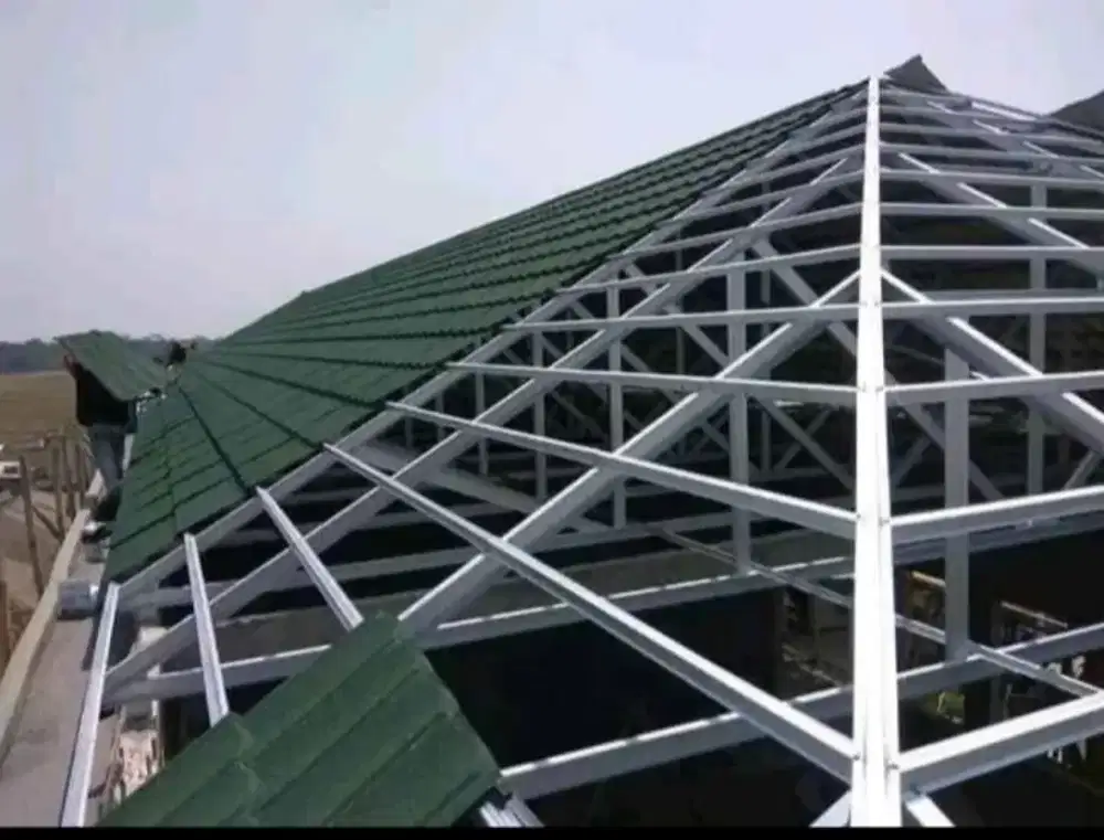 Melayani renovasi atap rumah baja ringan galvalum pasir terpasang