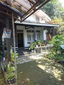 Dijual Rumah di Tamansari Bandung, Bagus Bisa untuk Tempat Usaha