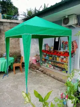 Tenda ukuran 1.5 x 1.5 hijau