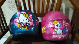 Helm motor anak