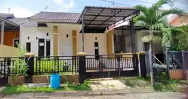 Rumah siap huni 2 kamar tidur dekat kampus Undip Tembalang