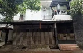 Dijual Rumah Makassar sekitar Jalan Urip Sumoharjo, Jl Racing Center