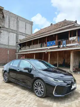 corolla altis V 1.8 2019 harga cash 300jt