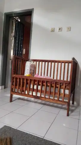BOX BAYI KAYU BESAR
