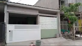 Dijual Rumah Siap Huni di Duta Bumi Area Kota Harapan Indah Bekasi