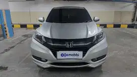 Honda HRV  1.8 RS Bensin-AT 2015 Abu
