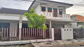 Jemursari Rumah Terawat Strategis Dekat Raya Jemursari, Prapen