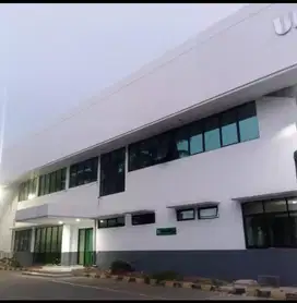 Di Sewakan Gudang Siap Pakai Loading Dock Kawasan Lippo Cikarang