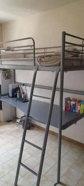 Ranjang Tidur Mezanine IKEA warna putih + kasur + ayunan