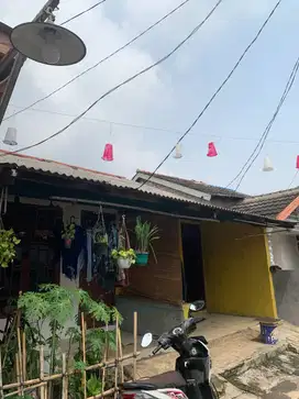 JUAL KONTRAKAN 2 PINTU