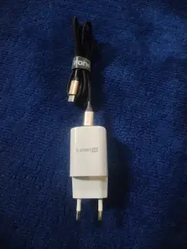 Adaptor+Kabel Data Fast Charging (25W+2,7A)
