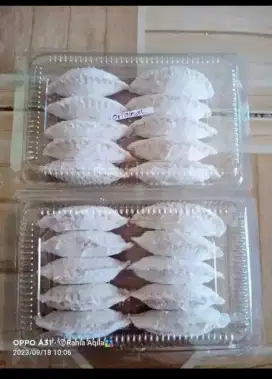 Cireng isi ayam suwir