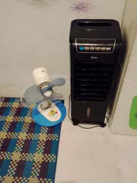 Penyejuk AC dingin ruangan