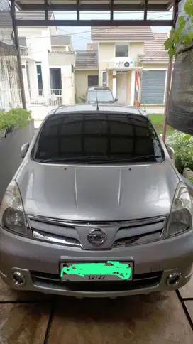 Grand Livina 2012 istimewa