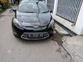 Ford Fiesta 2012 Bensin