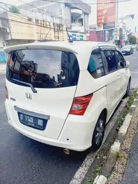 Honda Freed 2011 Bensin