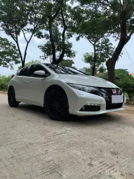 Honda civic Euro FK2 2012